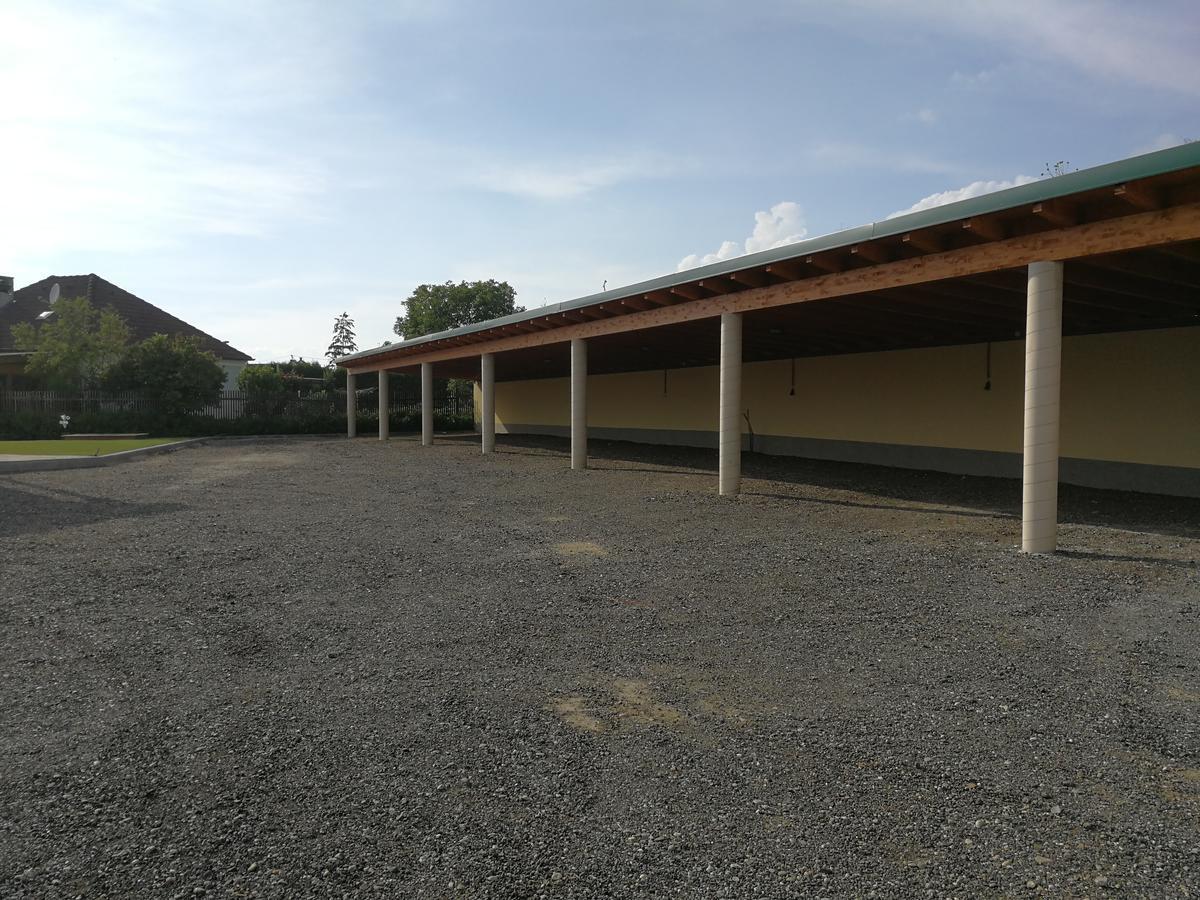 Pension Zum Strell Hollabrunn Exterior foto